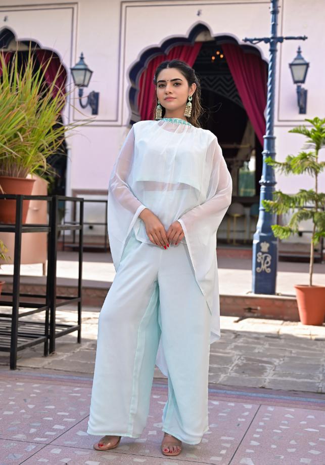 Stylish Crop Top and Dupatta Set | | Shop stylish women's clothing online at Label Flavia |