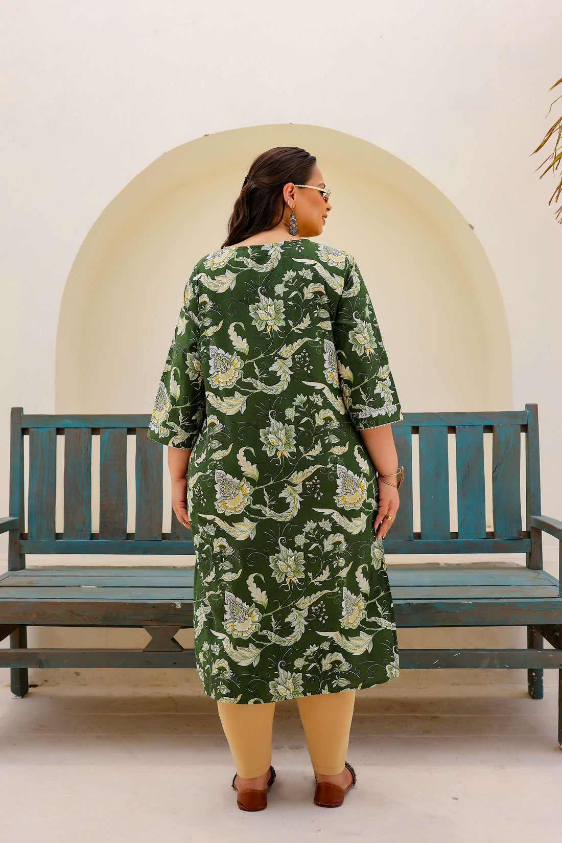 Plus Size Green Cotton Kurti with Floral Print – Comfortable & Stylish