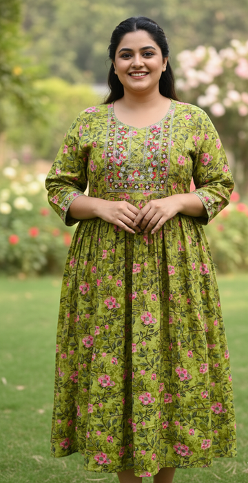Green Cotton Comfort Plus-Size Gathered Ethnic Dress