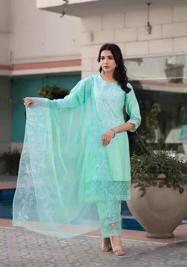 Cotton Dobby Kurta Pant Set | | Shop stylish women's clothing online at Label Flavia |