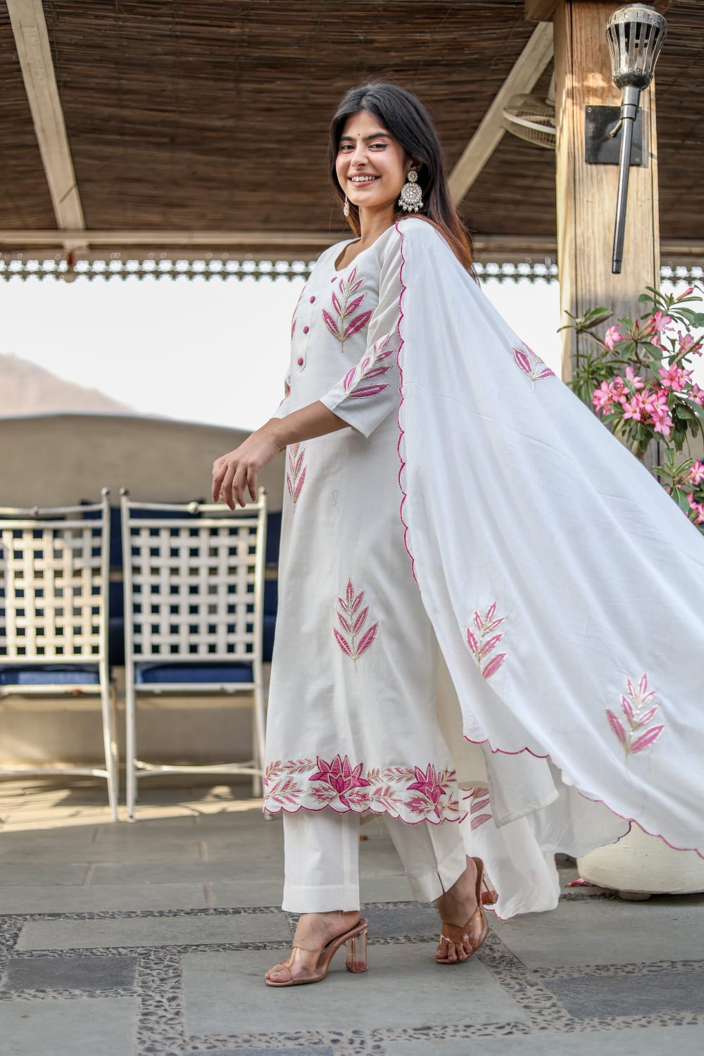 Hand-Embroidered Cotton Flax A-Line 3-Piece Kurta Set – Timeless Artistry & Everyday Luxury