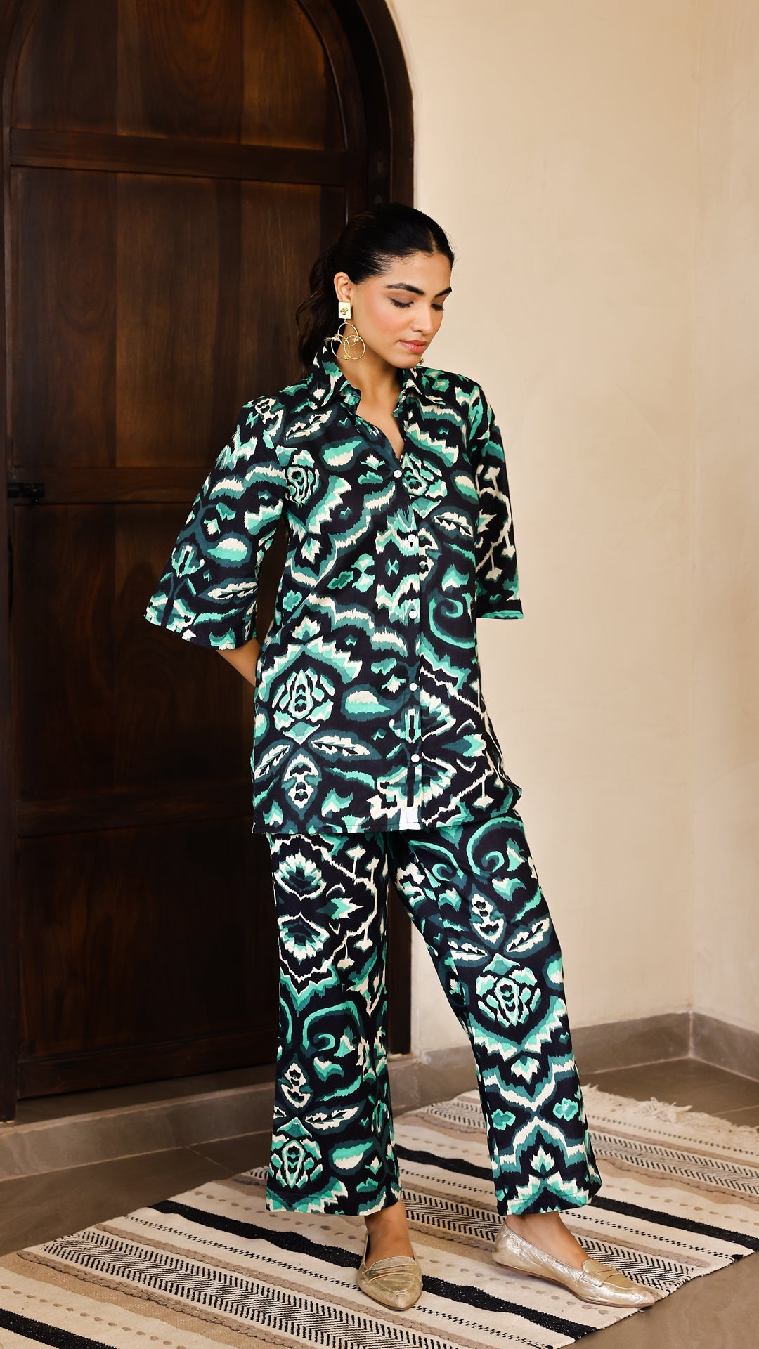 Emerald Ikat Print Co-Ord Set – Satin Finish
