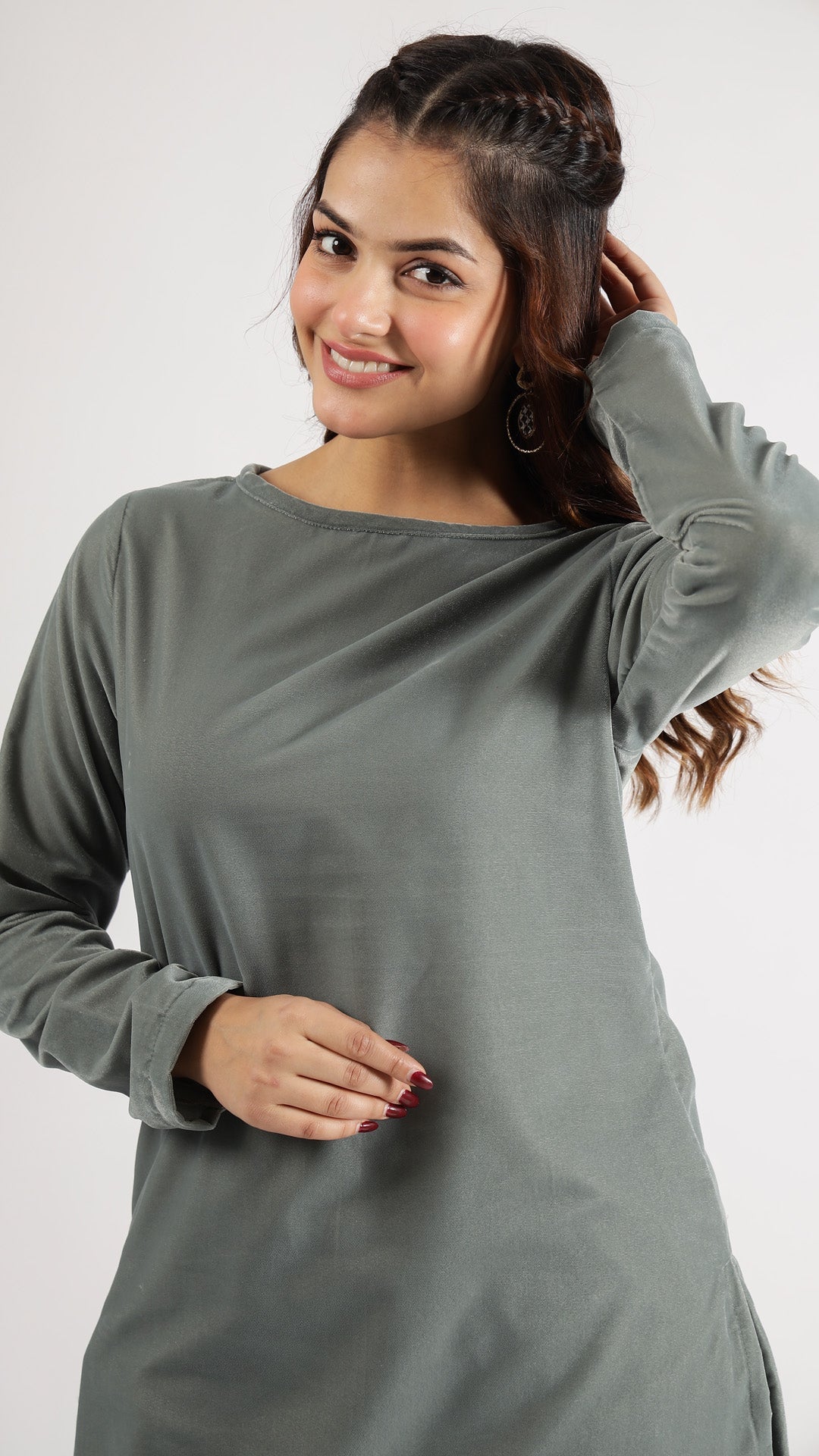 Grey Velvet Round Neck Co-ord Set | Co-Ord Set | Shop stylish women's clothing online at Label Flavia |