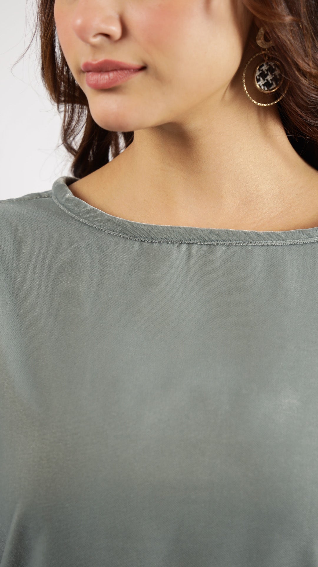 Grey Velvet Round Neck Co-ord Set | Co-Ord Set | Shop stylish women's clothing online at Label Flavia |